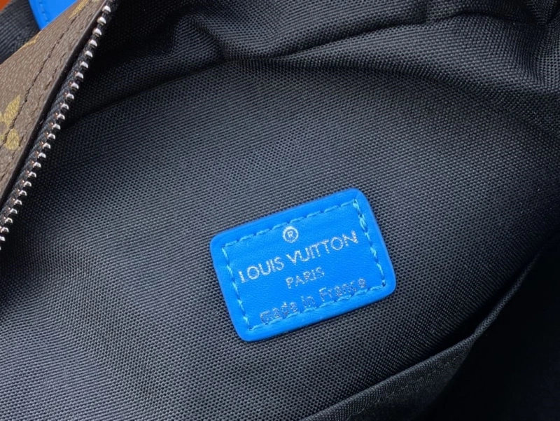 LV Backpacks 4081B-0497