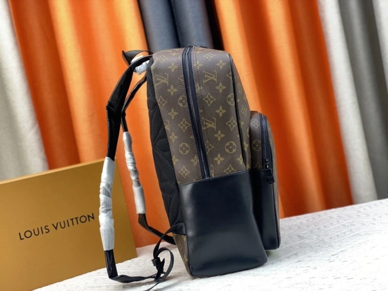 LV Backpacks 4081B-0498