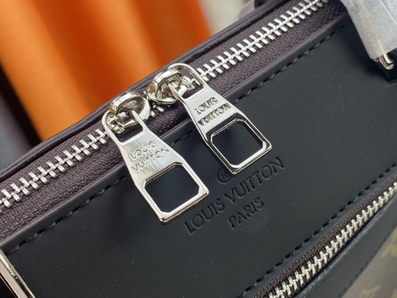 LV Mens Briefcases 4081B-0510