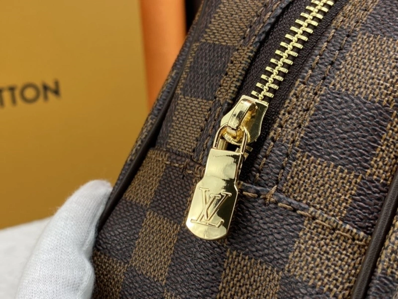 LV Cosmetic Bags 4081B-0533