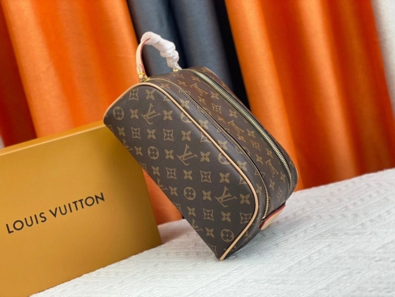 LV Cosmetic Bags 4081B-0539
