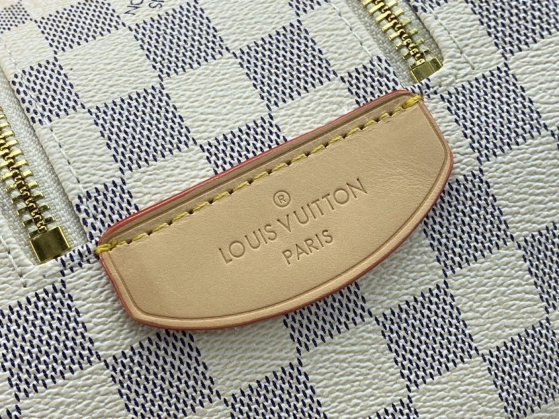 LV Cosmetic Bags 4081B-0542