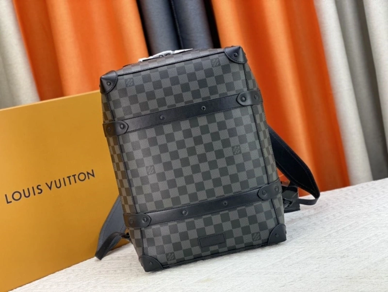 LV Backpacks 4081B-0552
