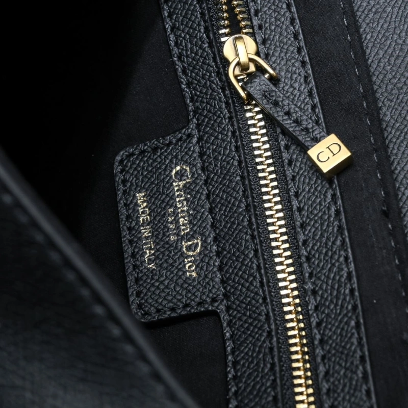 D10r saddle bags 4081b-2081