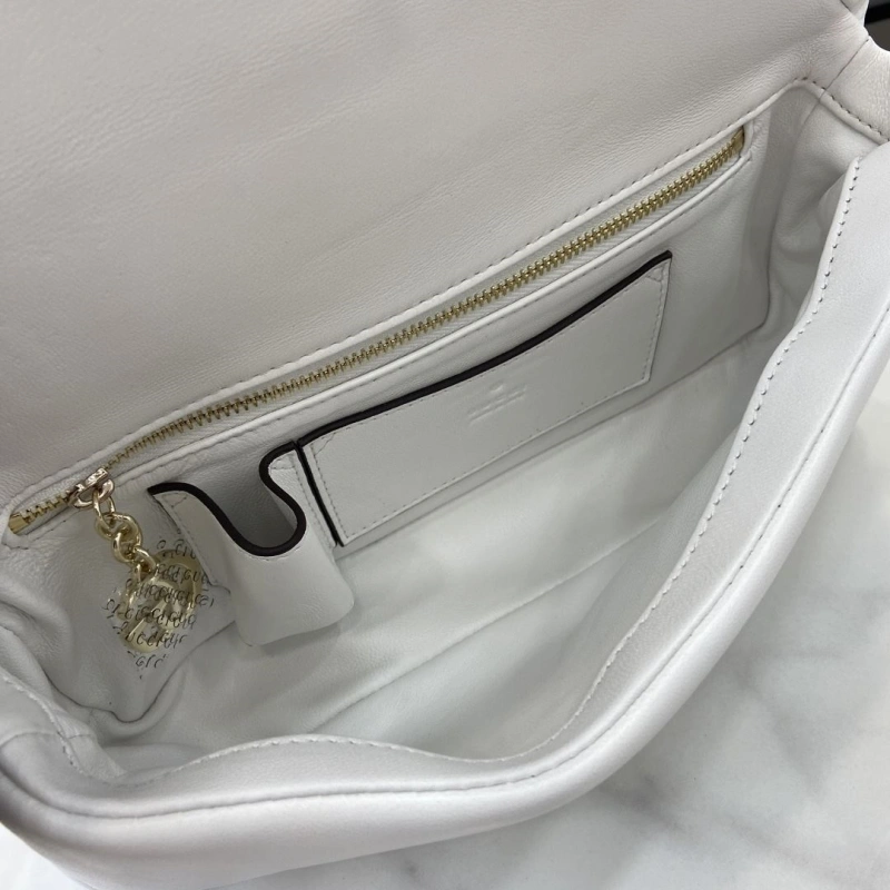 Gvc*1 top handle bags 4094b-0062
