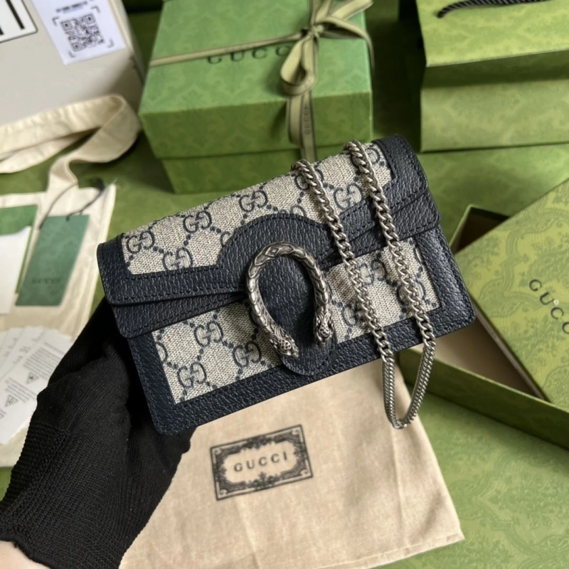 Gvc*1 clutch bags 4094b-0311
