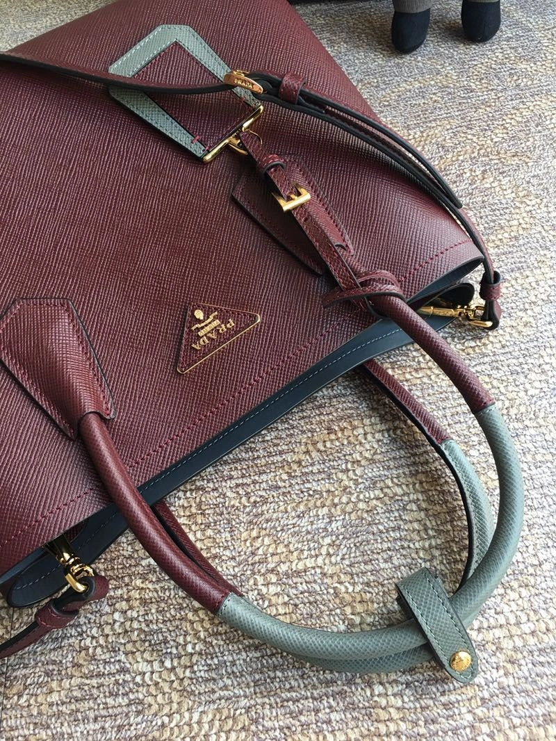 Pra*a shopping bags 4099a-0504
