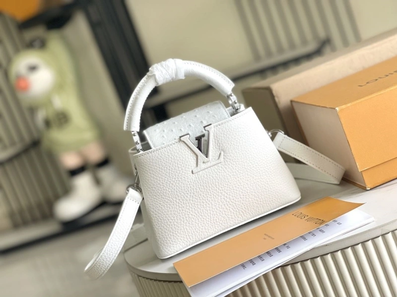 LV Capucines Bags 4171A-0006