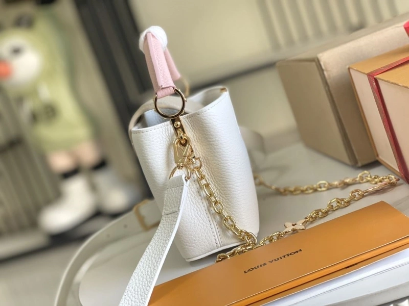 LV Capucines Bags 4171A-0026