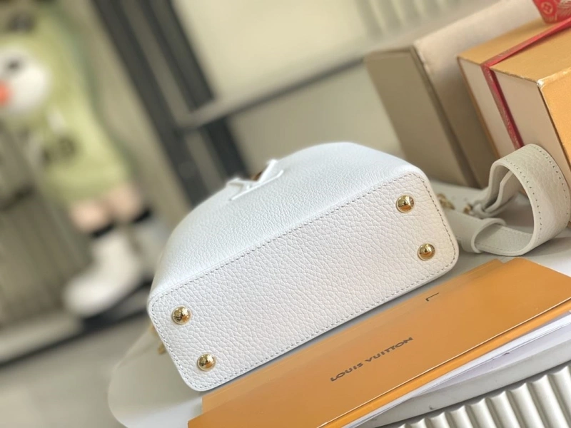 LV Capucines Bags 4171A-0026