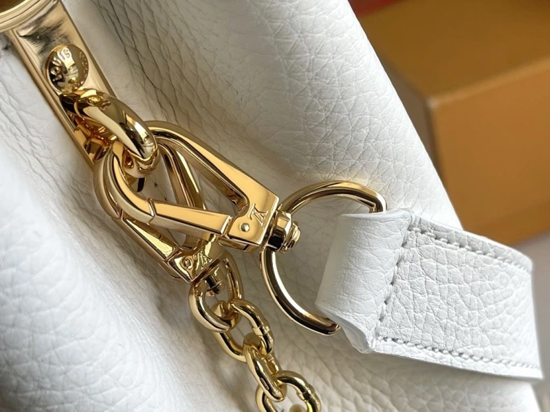 LV Capucines Bags 4171A-0027