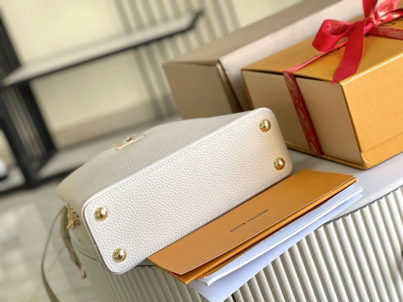 LV Capucines Bags 4171A-0039