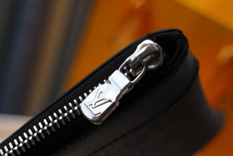 LV Wallets 4178A-0001