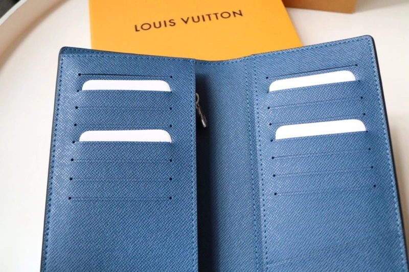 LV Wallets 4178A-0026