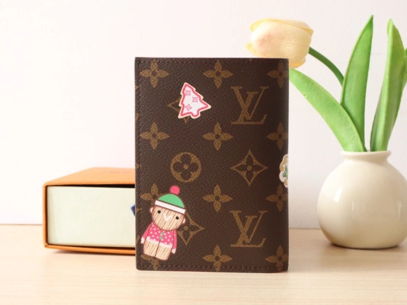LV Wallets 4178A-0047