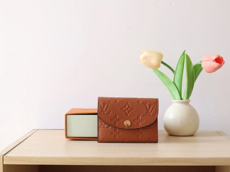 LV Wallets 4178A-0051