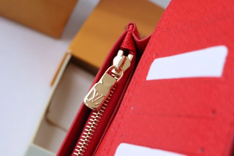 LV Wallets 4178A-0117