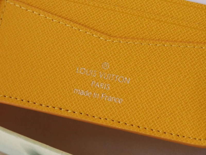 LV Wallets 4178A-0139