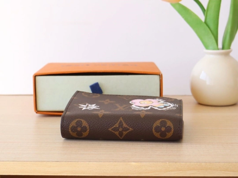 LV Wallets 4178A-0145