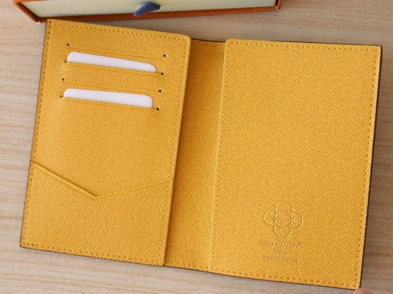 LV Wallets 4178A-0148
