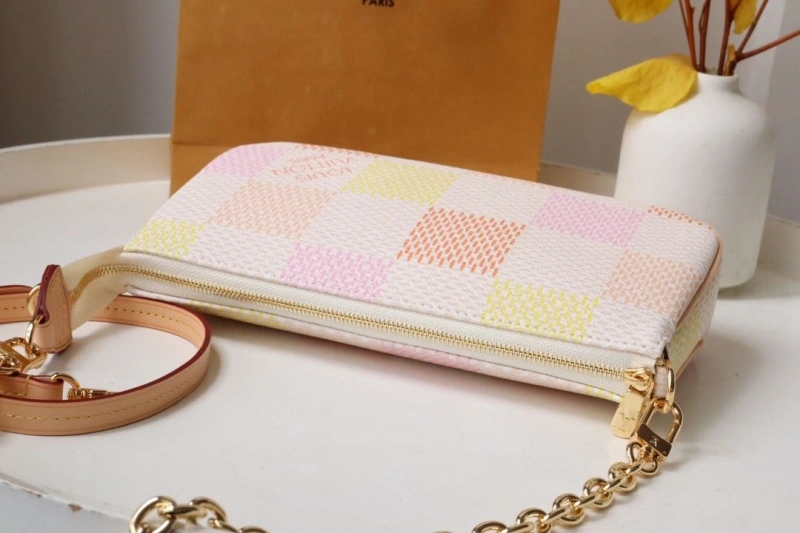 LV Wallets 4178A-0154
