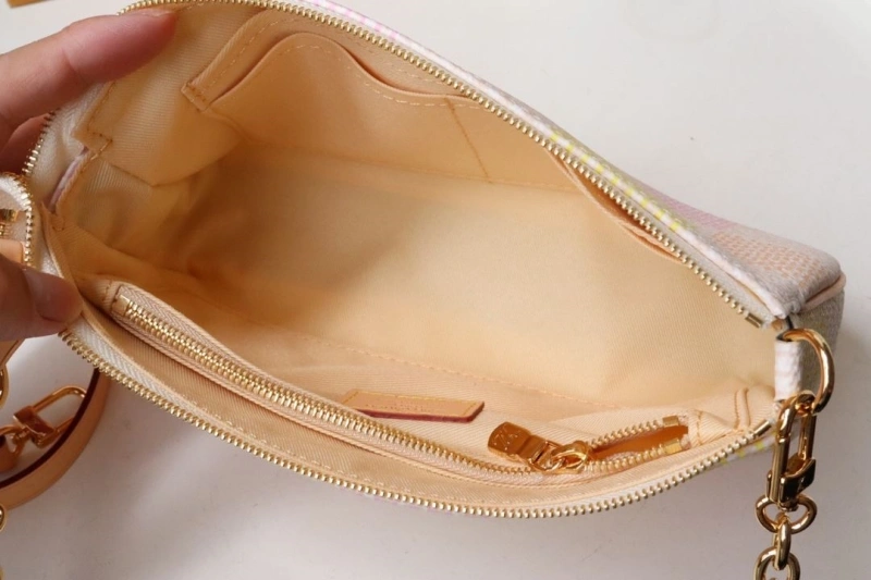 LV Wallets 4178A-0154