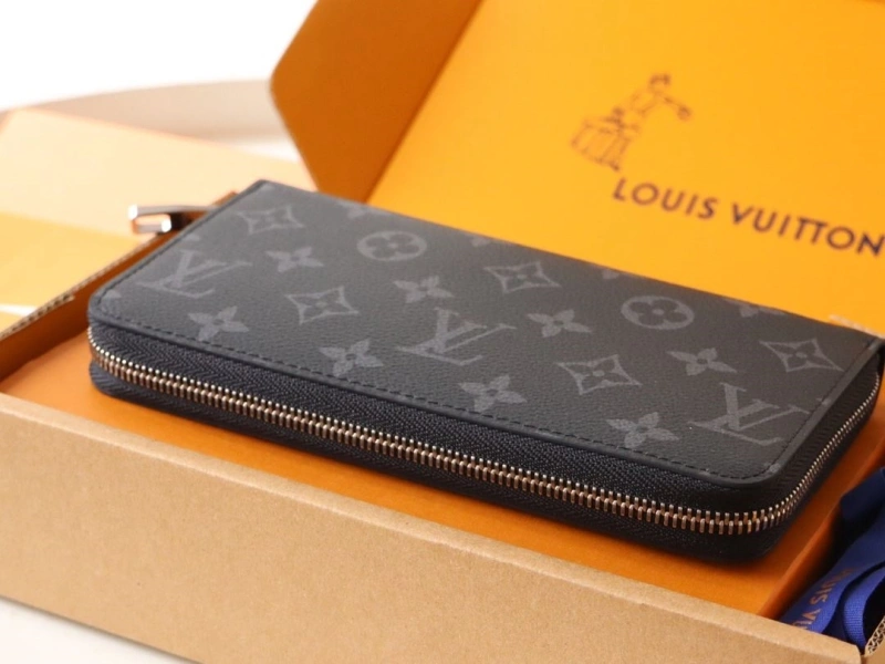 LV Wallets 4178A-0186