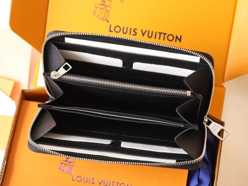 LV Wallets 4178A-0186
