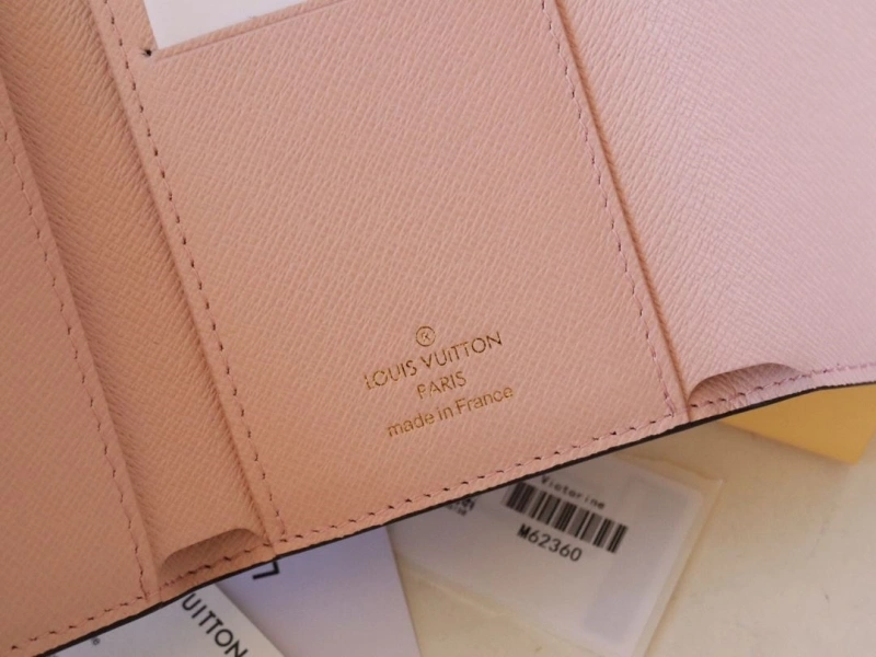 LV Wallets 4178A-0188