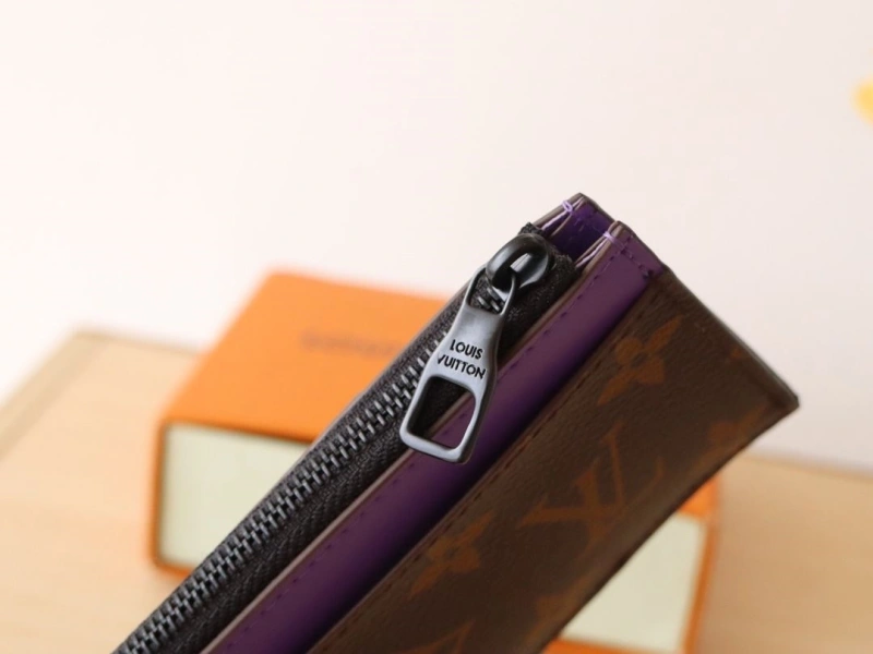 LV Wallets 4178A-0199
