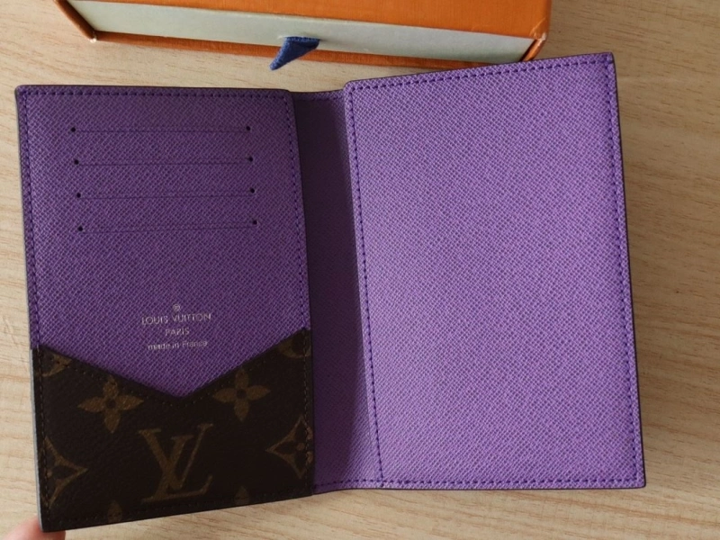 LV Wallets 4178A-0200