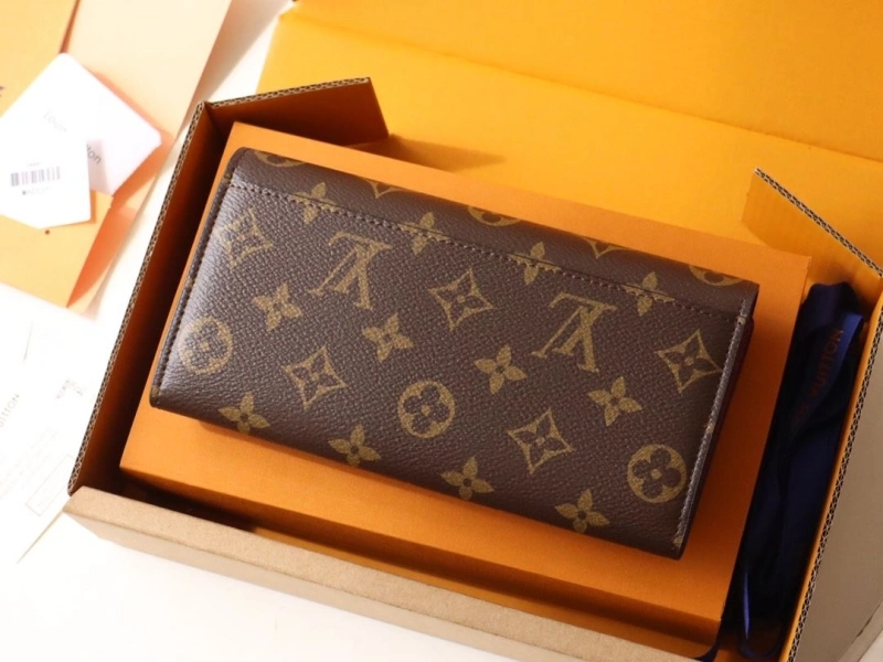 LV Wallets 4178A-0216