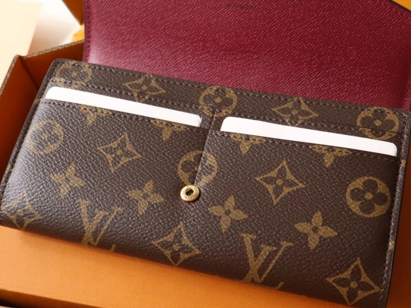 LV Wallets 4178A-0216