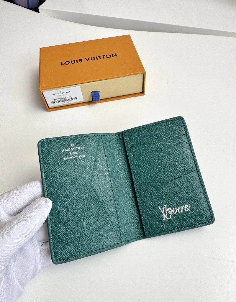LV Wallets 4178A-0241