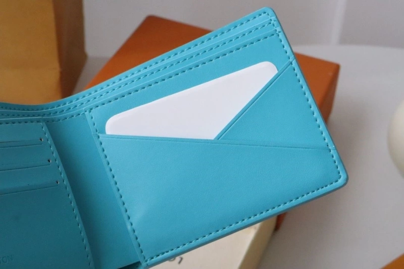 LV Wallets 4178A-0255