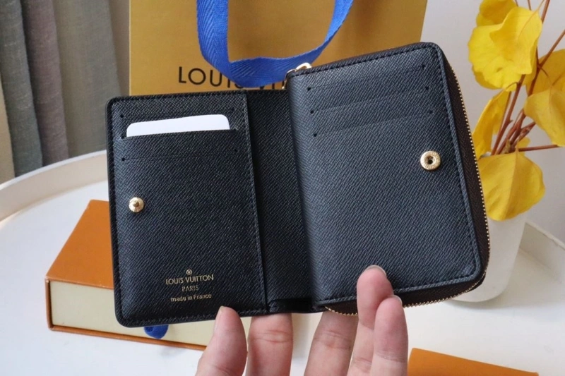 LV Wallets 4178A-0264