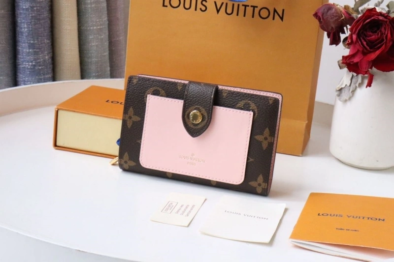 LV Wallets 4178A-0267