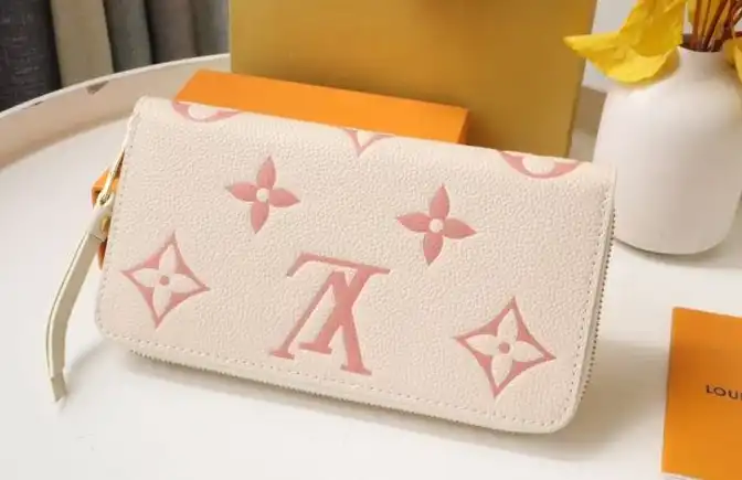 LV Wallets 4178D-0002
