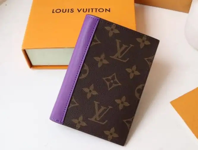 LV Wallets 4178D-0007