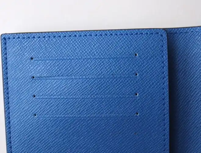 LV Wallets 4178D-0008