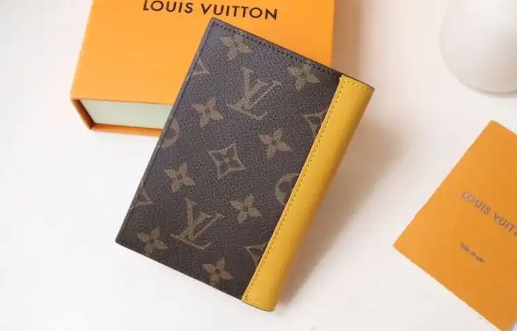 LV Wallets 4178D-0009