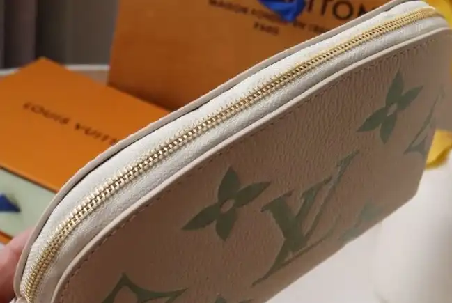 LV Clutch Bags 4178D-0119