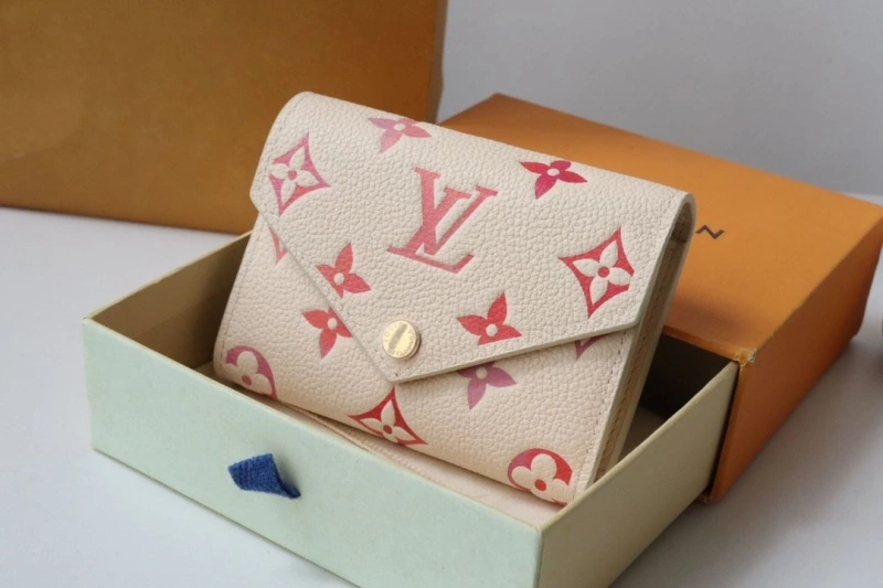 LV Wallets 4178H-0008