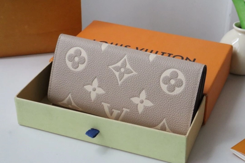LV Wallets 4178H-0014