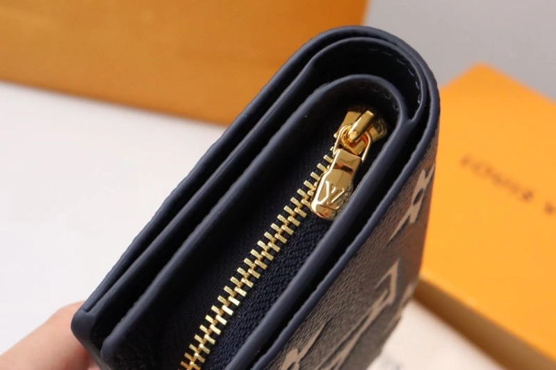LV Wallets 4178H-0017