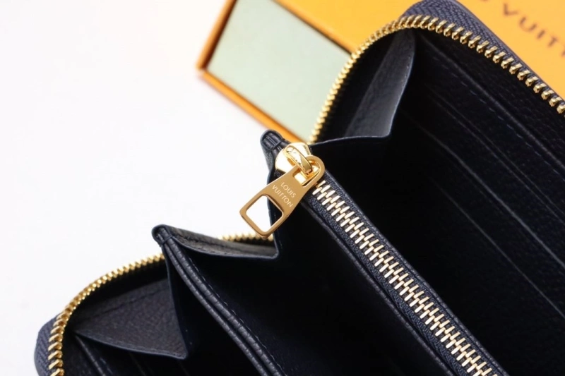 LV Wallets 4178H-0019
