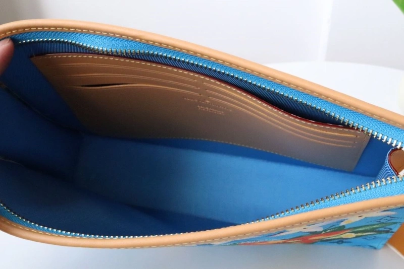 LV Clutch Bags 4178H-0037