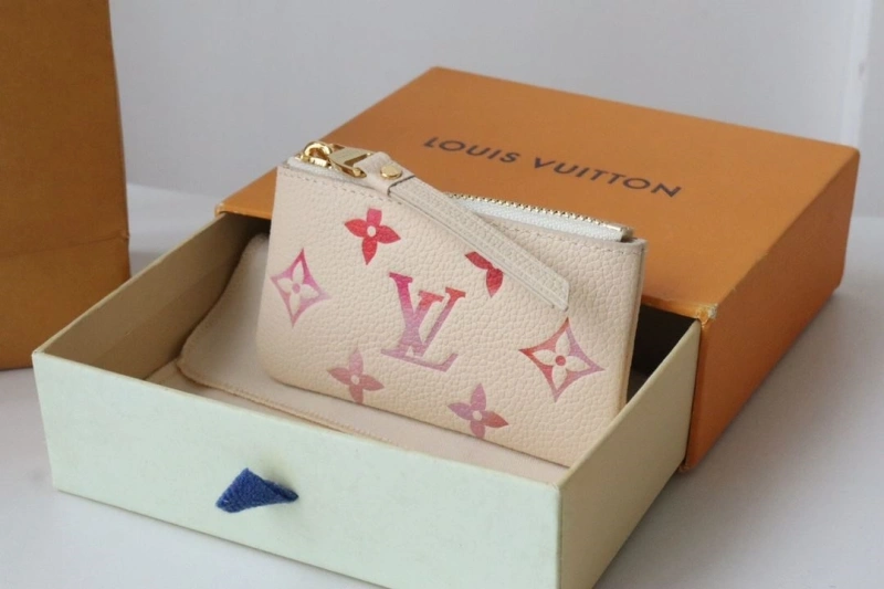 LV Wallets 4178H-0097