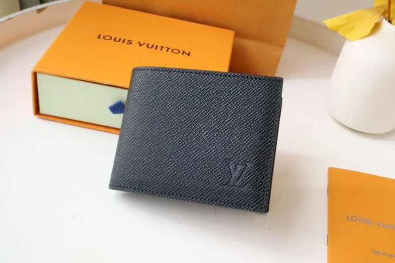 LV Wallets 4178H-0102