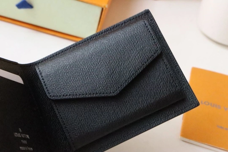 LV Wallets 4178H-0102